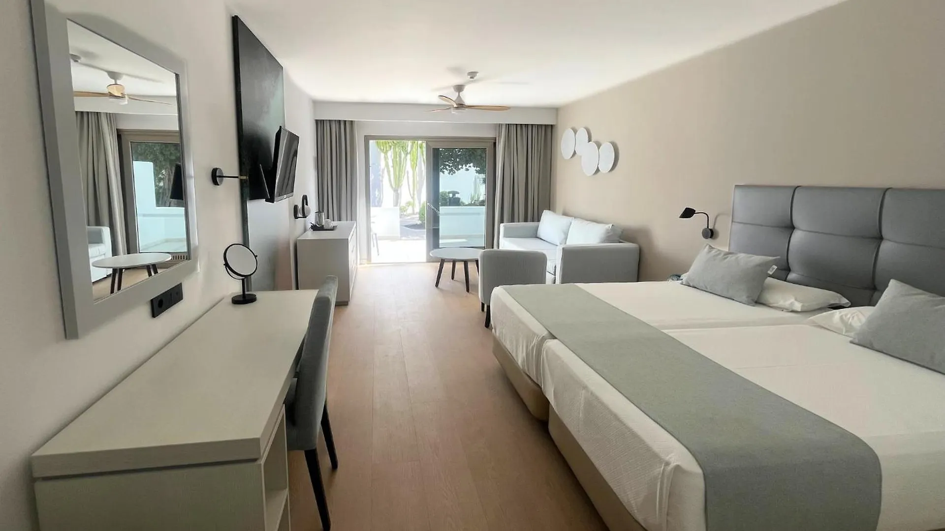****  פוארטו דל כרמן Hotel Las Costas ספרד